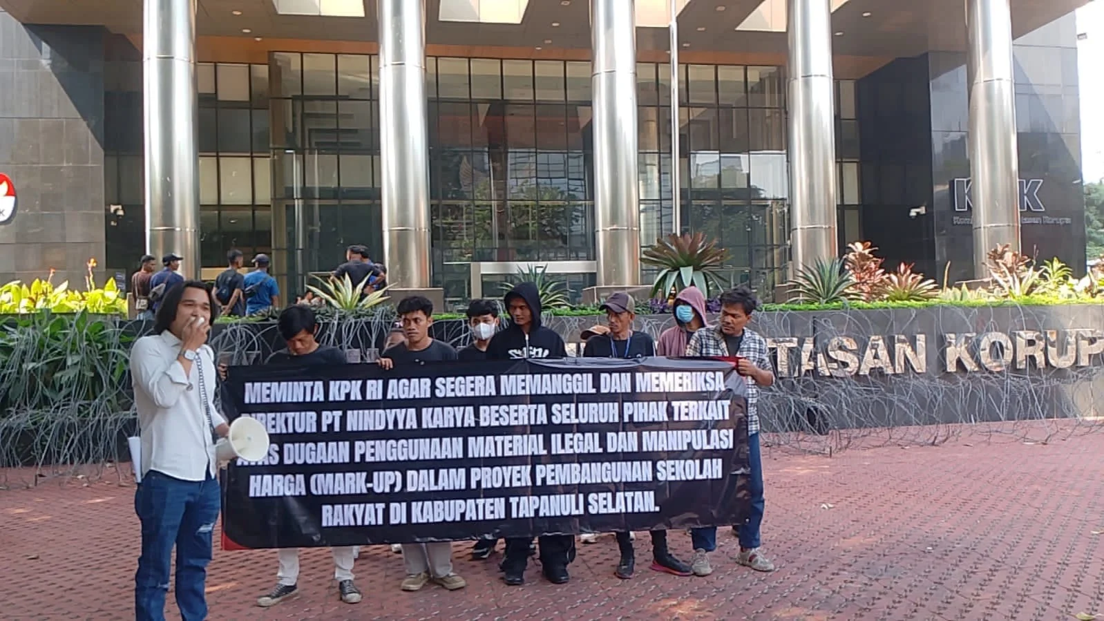 Gedor KPK, Madilog Sumut Desak Pengusutan Dugaan Korupsi Proyek Sekolah Rakyat di Tapsel